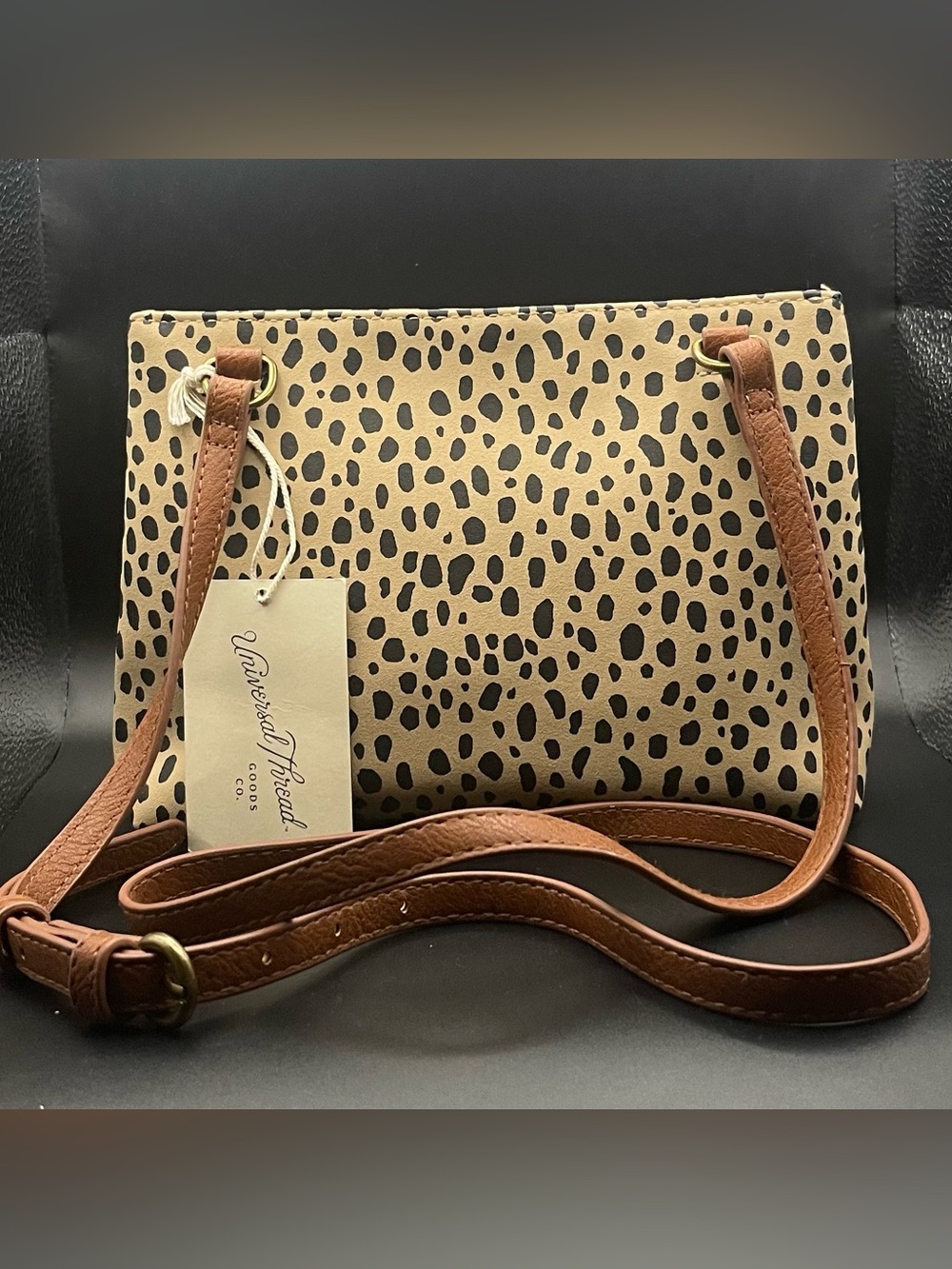 NWT Universal Thread Leopard Crossbody Purse Bag Flat Clutch Zip